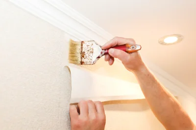 Pose de papier peint à la Pacaudière — revêtements muraux et toiles de verre